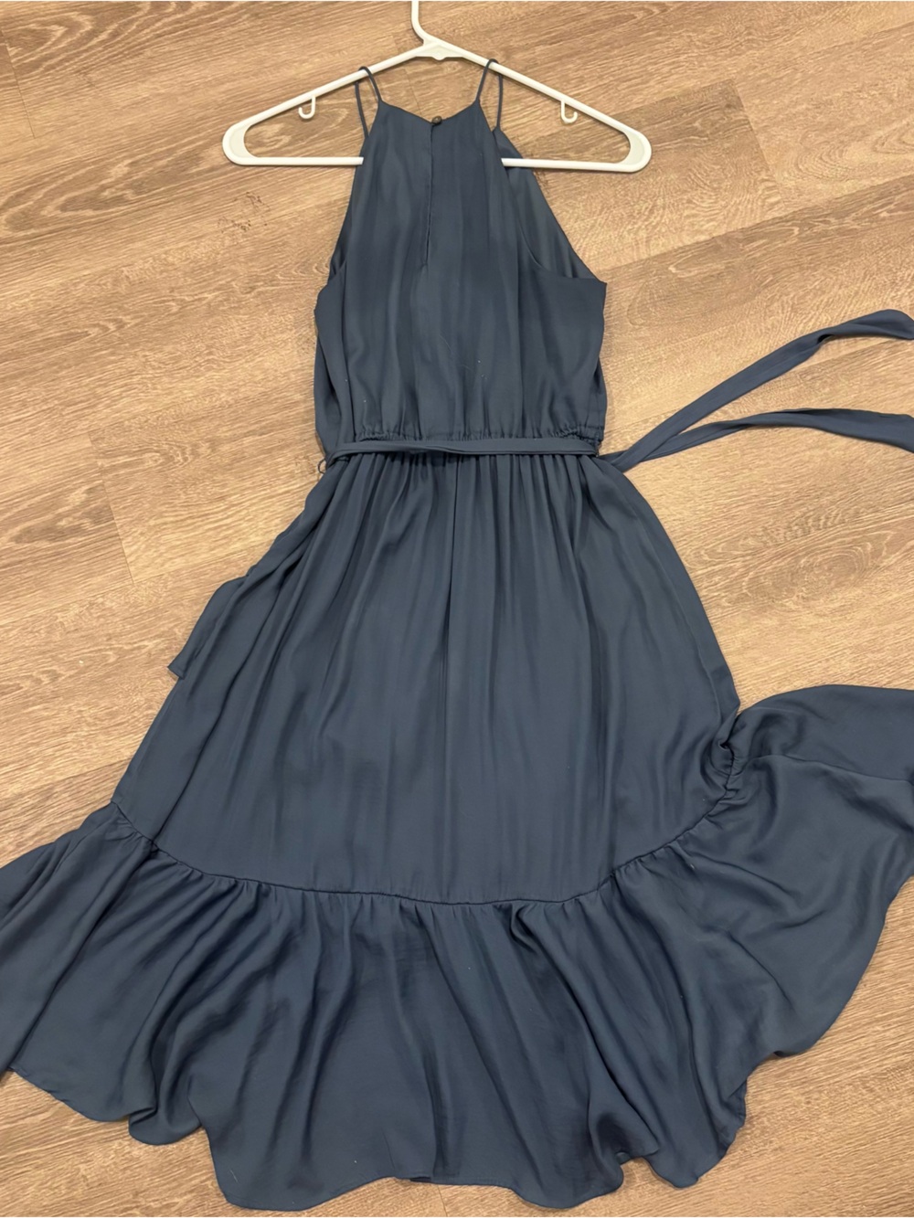 LOFT Ruffle Dress - Picture 2 of 3